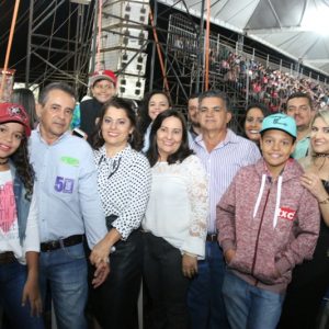 Prefeitura celebra os 70 anos do Município, e em parceria com o Sindicato Rural promove 38ª EXPOSANTA em grande estilo (44)
