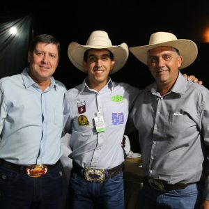 Prefeitura celebra os 70 anos do Município, e em parceria com o Sindicato Rural promove 38ª EXPOSANTA em grande estilo (5)