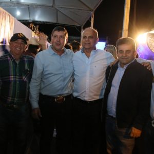 Prefeitura celebra os 70 anos do Município, e em parceria com o Sindicato Rural promove 38ª EXPOSANTA em grande estilo (95)