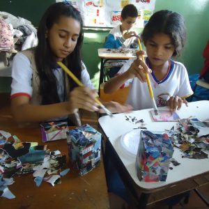 Prefeitura e parceiros promovem ações alusivas ao Dia Mundial do Meio Ambiente (18) Prefeitura e parceiros promovem ações alusivas ao Dia Mundial do Meio Ambiente (18)