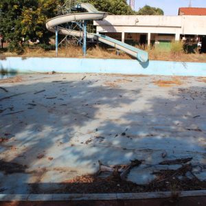 Prefeitura inicia Mutirão de Limpeza nas dependências do Santa Vitória Clube (36) Prefeitura inicia Mutirão de Limpeza nas dependências do Santa Vitória Clube (36)