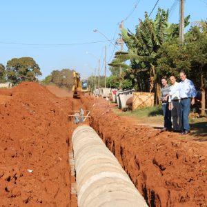 Prefeitura inicia obras de drenagem pluvial e pavimentação asfáltica no Bairro Brasil (24)