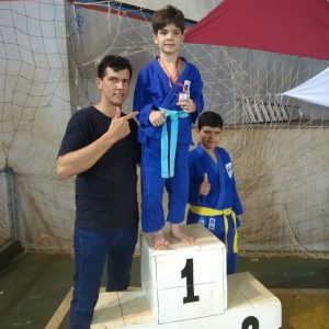 Projeto Judô Geração Atleta de Santa Vitória conquista 12 medalhas na Copa de Judô de Planura (6) Projeto Judô Geração Atleta de Santa Vitória conquista 12 medalhas na Copa de Judô de Planura (6)