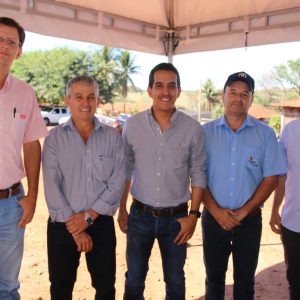 Realização do XXXI Encontro Municipal de Confinadores de Bovinos de Corte é um sucesso (12) Realização do XXXI Encontro Municipal de Confinadores de Bovinos de Corte é um sucesso (12)