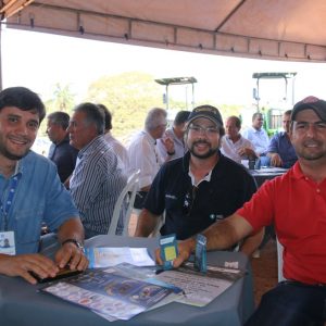 Realização do XXXI Encontro Municipal de Confinadores de Bovinos de Corte é um sucesso (25) Realização do XXXI Encontro Municipal de Confinadores de Bovinos de Corte é um sucesso (25)