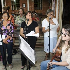 Santa Missa em Ação de Graças celebra os 70 anos de Santa Vitória (22)