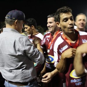 VEC é bicampeão do Campeonato de Futebol Amador de Santa Vitória (40) VEC é bicampeão do Campeonato de Futebol Amador de Santa Vitória (40)