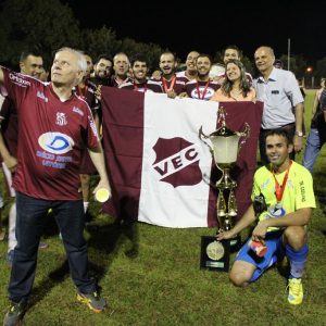 VEC é bicampeão do Campeonato de Futebol Amador de Santa Vitória (51) VEC é bicampeão do Campeonato de Futebol Amador de Santa Vitória (51)