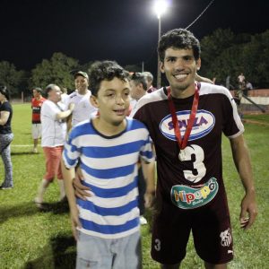 VEC é bicampeão do Campeonato de Futebol Amador de Santa Vitória (53) VEC é bicampeão do Campeonato de Futebol Amador de Santa Vitória (53)