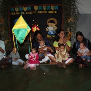 Creche Municipal Andeir Nunes da Silva realiza Festa Junina (13) Creche Municipal Andeir Nunes da Silva realiza Festa Junina (13)