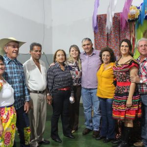 Desenvolvimento Social realiza festa junina no Centro Comunitário de Chaveslândia (12)