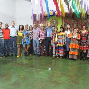 Desenvolvimento Social realiza festa junina no Centro Comunitário de Chaveslândia (17)
