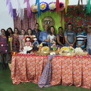 Desenvolvimento Social realiza festa junina no Centro Comunitário de Chaveslândia (8)