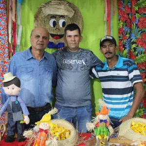 Desenvolvimento Social realiza festa junina no Centro Comunitário de Chaveslândia (9)