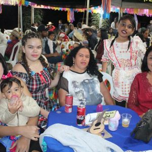 Escola Municipal Nossa Senhora das Graças destaca tradição e cultura local na festa popular “Arraiá do Campo” (23) Escola Municipal Nossa Senhora das Graças destaca tradição e cultura local na festa popular “Arraiá do Campo” (23)