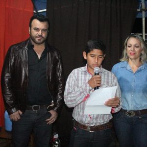 Escola Municipal Nossa Senhora das Graças destaca tradição e cultura local na festa popular “Arraiá do Campo” (36) Escola Municipal Nossa Senhora das Graças destaca tradição e cultura local na festa popular “Arraiá do Campo” (36)