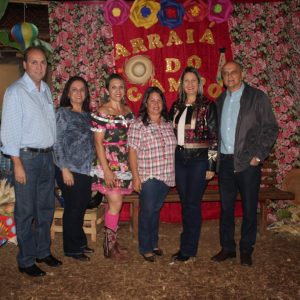 Escola Municipal Nossa Senhora das Graças destaca tradição e cultura local na festa popular “Arraiá do Campo” (41) Escola Municipal Nossa Senhora das Graças destaca tradição e cultura local na festa popular “Arraiá do Campo” (41)