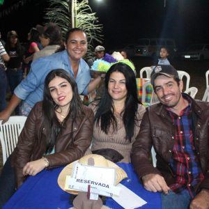 Escola Municipal Nossa Senhora das Graças destaca tradição e cultura local na festa popular “Arraiá do Campo” (49) Escola Municipal Nossa Senhora das Graças destaca tradição e cultura local na festa popular “Arraiá do Campo” (49)