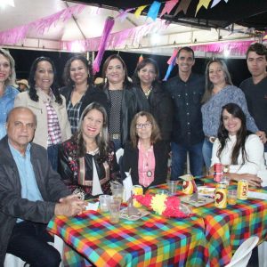 Escola Municipal Nossa Senhora das Graças destaca tradição e cultura local na festa popular “Arraiá do Campo” (50) Escola Municipal Nossa Senhora das Graças destaca tradição e cultura local na festa popular “Arraiá do Campo” (50)