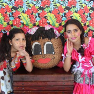 Escola do Campo “Luiz Dib” realiza Festa Junina (16) Escola do Campo “Luiz Dib” realiza Festa Junina (16)