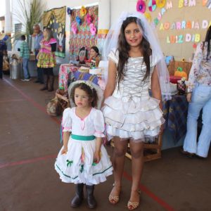 Escola do Campo “Luiz Dib” realiza Festa Junina (35) Escola do Campo “Luiz Dib” realiza Festa Junina (35)