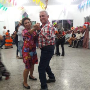 Festa Junina da terceira idade na sede do Conviver em Santa Vitória (25) Festa Junina da terceira idade na sede do Conviver em Santa Vitória (25)