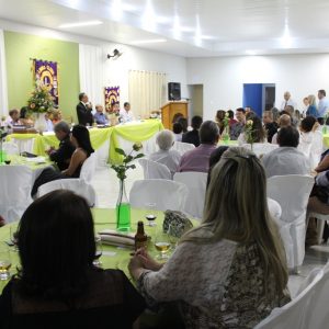 Gestores Municipais prestigiam posse da nova diretoria do Lions Clube de Santa Vitória (37) Gestores Municipais prestigiam posse da nova diretoria do Lions Clube de Santa Vitória (37)