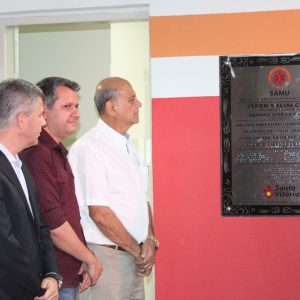 População de Santa Vitória conta com o atendimento do Serviço de Atendimento Móvel de Urgência (2) População de Santa Vitória conta com o atendimento do Serviço de Atendimento Móvel de Urgência (2)