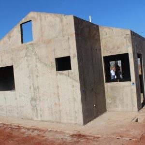 Prefeito e Vice acompanham a construção de 200 moradias do Programa Minha Casa Minha Vida no Residencial Jardim Europa (5) Prefeito e Vice acompanham a construção de 200 moradias do Programa Minha Casa Minha Vida no Residencial Jardim Europa (5)