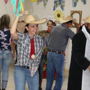 Secretaria Municipal de Educação entra em clima de Festa Junina (20) Secretaria Municipal de Educação entra em clima de Festa Junina (20)