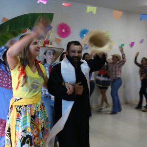 Secretaria Municipal de Educação entra em clima de Festa Junina (24) Secretaria Municipal de Educação entra em clima de Festa Junina (24)