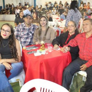 “Arraiá da Alegria” movimenta Chaveslândia (16)