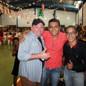“Arraiá da Alegria” movimenta Chaveslândia (2)