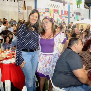 “Arraiá da Alegria” movimenta Chaveslândia (32)