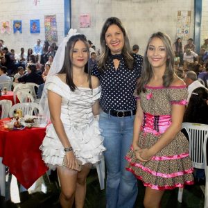 “Arraiá da Alegria” movimenta Chaveslândia (33)