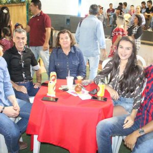 “Arraiá da Alegria” movimenta Chaveslândia (5)