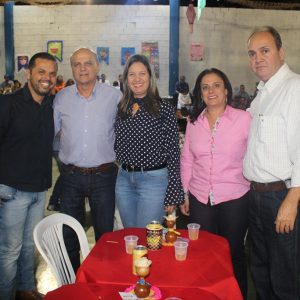 “Arraiá da Alegria” movimenta Chaveslândia (65)