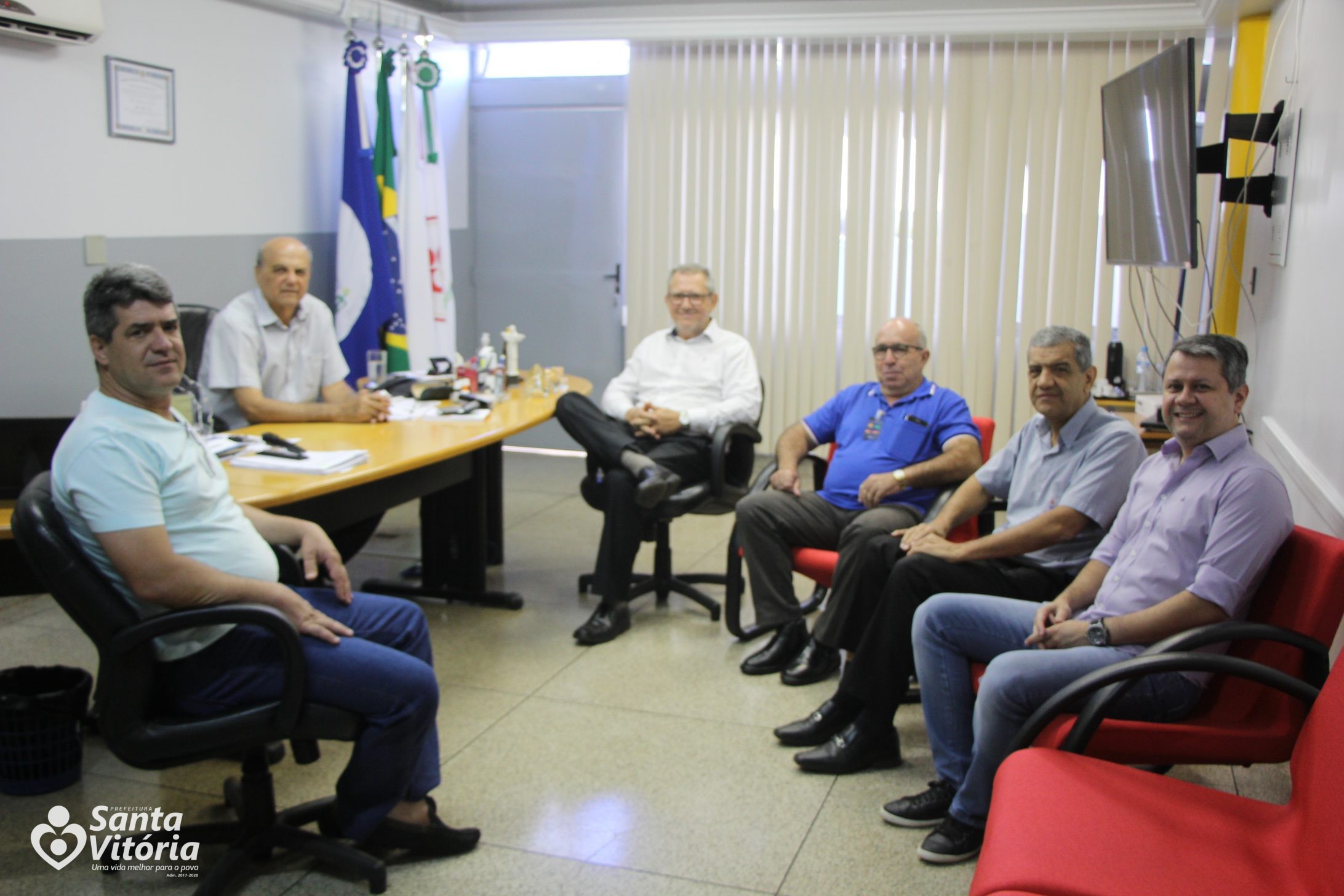 Prefeito Salim Curi recebe visita do diretor presidente e comissão de voluntários do Hospital São José de Ituiutaba