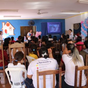 Secretaria de Saúde apresenta o mês da amamentação Agosto Dourado (3) Secretaria de Saúde apresenta o mês da amamentação Agosto Dourado (3)