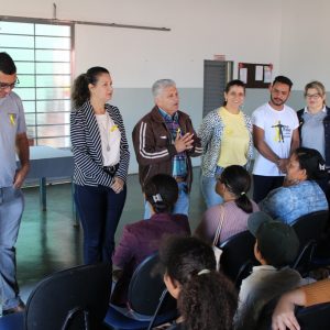 CRAS realiza reunião com beneficiários do Bolsa Família do Bairro Vila Rica e Distrito de Chaveslândia (13)