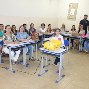 Encontro em Santa Vitória debate a Base Nacional Comum Curricular (15) Encontro em Santa Vitória debate a Base Nacional Comum Curricular (15)