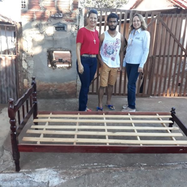 Secretaria de Desenvolvimento Social promove doações de camas e colchões para famílias carentes e entidades de Santa Vitória