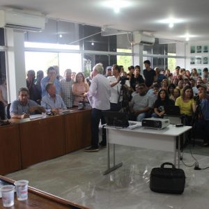 Câmara autoriza o Poder Executivo a contratar operação de crédito para obra de barramento e canalização do Córrego Santa Vitória (6) Câmara autoriza o Poder Executivo a contratar operação de crédito para obra de barramento e canalização do Córrego Santa Vitória (6)