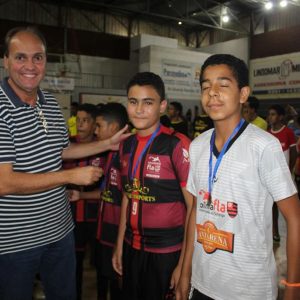 Definidos os campeões das várias categorias da Copa do Comércio de Futsal Santa-vitoriense (24)