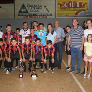 Definidos os campeões das várias categorias da Copa do Comércio de Futsal Santa-vitoriense (26)