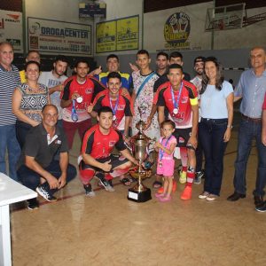 Definidos os campeões das várias categorias da Copa do Comércio de Futsal Santa-vitoriense (51)