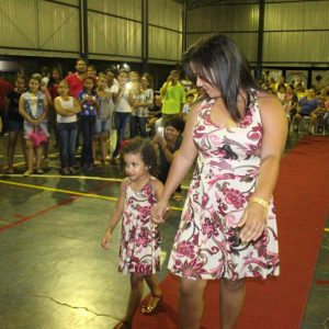 Escola Municipal Tancredo Neves comemora 30 anos de existência (35)