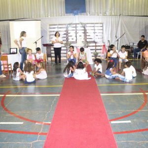 Escola Municipal Tancredo Neves comemora 30 anos de existência (41)