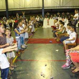Escola Municipal Tancredo Neves comemora 30 anos de existência (44)