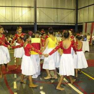Escola Municipal Tancredo Neves comemora 30 anos de existência (54)